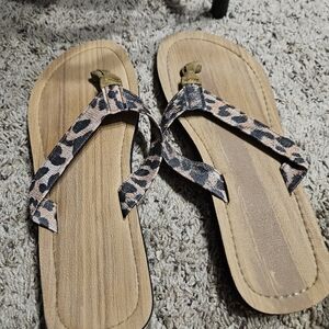 Leopard Print Flip Flop Sandals